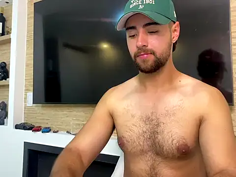 Chatroom XXX en direct de KevinBear_