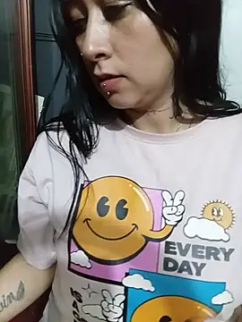 Beautiful_Lady90's Live XXX Chat