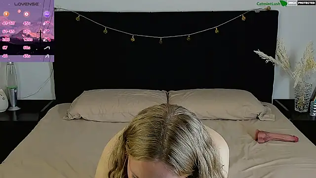 Онлайн чат XXX CatmintLush