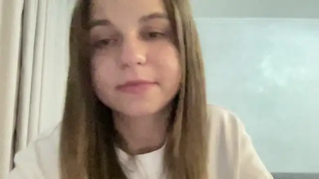 HwaTrippel's Live XXX Chat