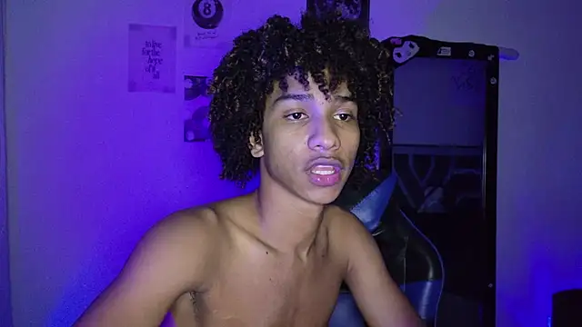 Chat +18 de angelll18_ ao vivo