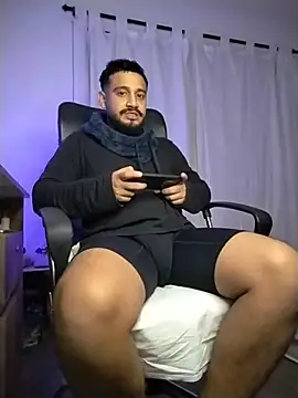 BadboyX333 – Naživo XXX chat