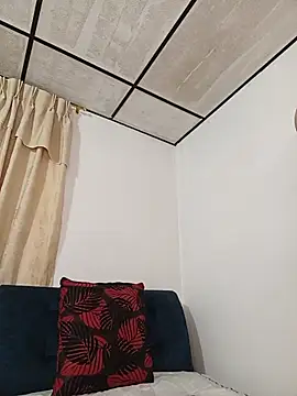 Chat +18 de IsisBlake ao vivo