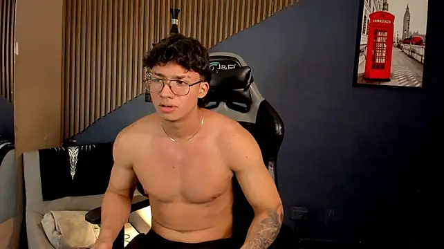 Axxel_Muscle – Live XXX-chat