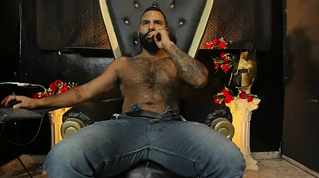 Czat XXX na żywo – BeardAndrew