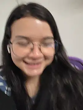 Chat +18 de azumiichan ao vivo