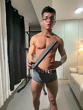 Chat XXX en directo de Paradise_boy__