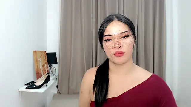 BrendaTaki Adlı Modelin Canlı XXX Sohbeti