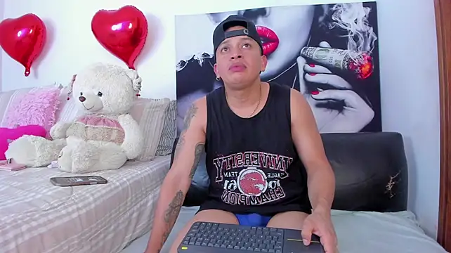 แชท XXX สดของ Angeline_focus