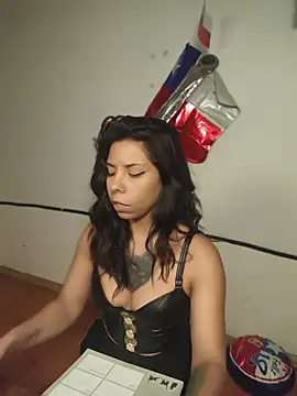 ivihetaira's Live XXX Chat