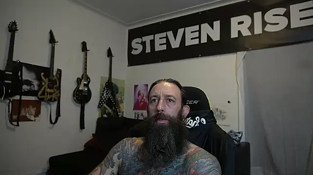 צ'אט XXX בשידור חי של StevenRiseNYC