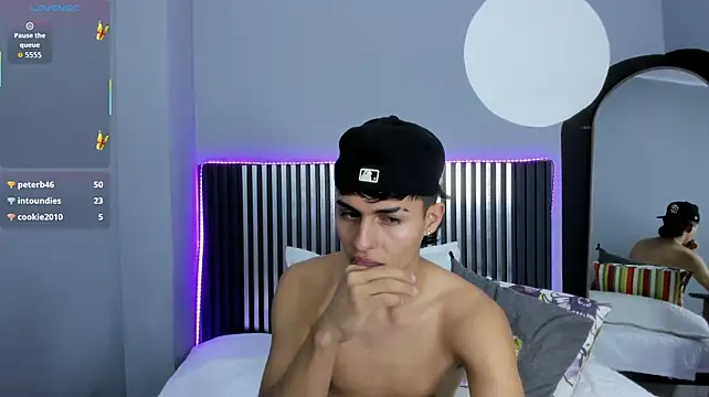 Axel_Mendozaa Chat XXX in diretta