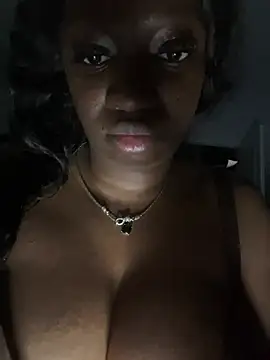 ChloeeJobee Chat XXX live