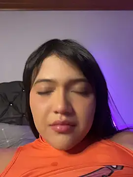 alisson_carolina73 Adlı Modelin Canlı XXX Sohbeti