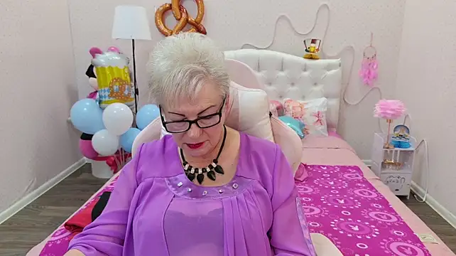 KayleSmoll's Live XXX Chat