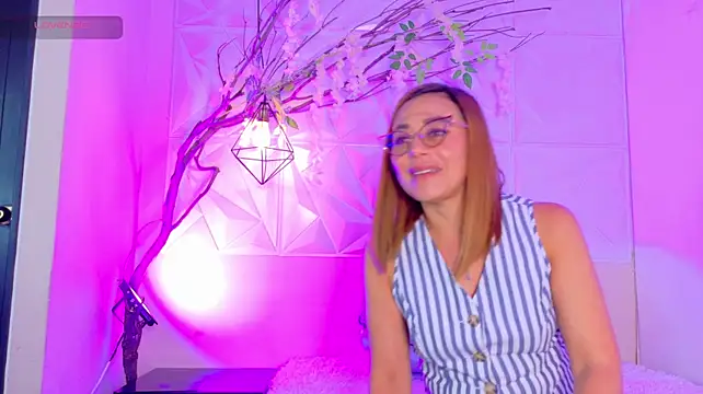 Siienna_blakee Chat XXX live