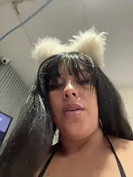 Chat XXX en directo de MiaAndrade