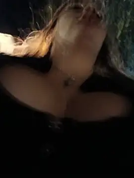 XXX chat uživo modela Cata_city1106