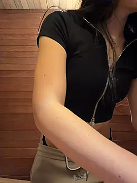 ChloeeCoxx's Live XXX Chat