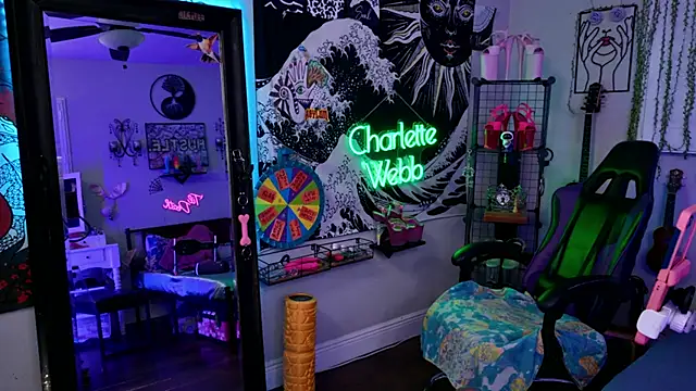 Czat XXX na żywo – CharletteWebb