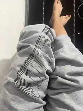 Chat +18 de Ashleyroys_111 ao vivo