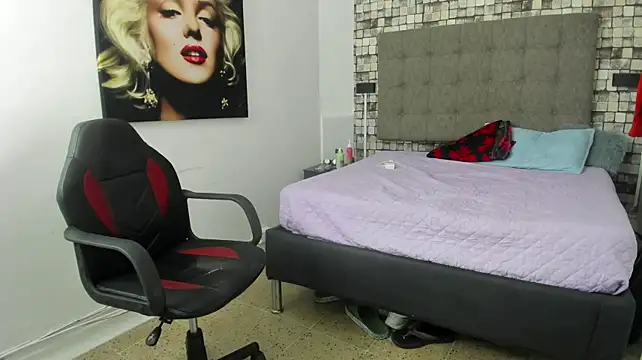 Juan_123__'s Live XXX Chat