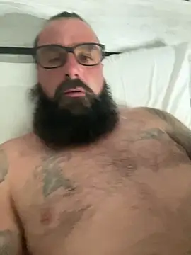 alphareign85 live XXX chat