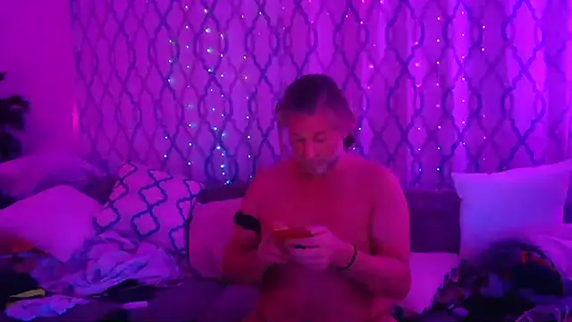 LINYguy's Live XXX Chat