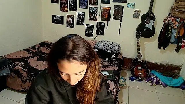 alucarda_666's Live XXX Chat