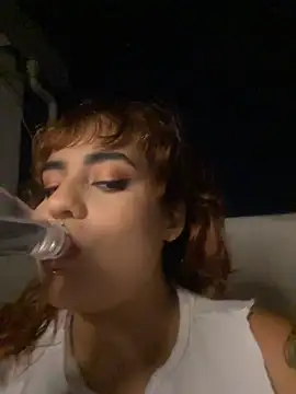 name_less_lulu's Live XXX Chat