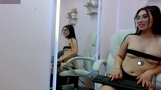 SHARONCUTE_F1 – Live XXX-chat