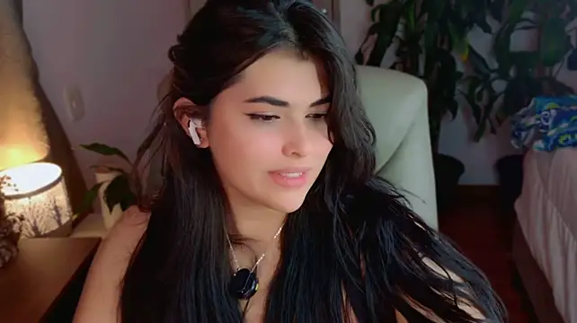 Nannicutee Chat XXX in diretta