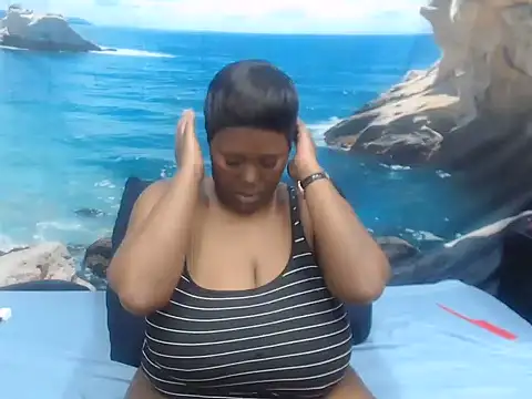 SexyBoobs44DD's Live Chat Room