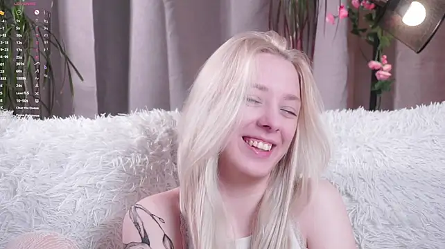 EngelFugler live XXX chat