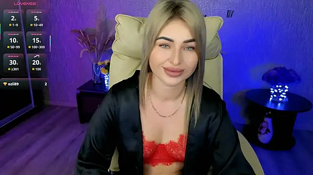 دردشة NikaSkyLove الجنسية المباشرة