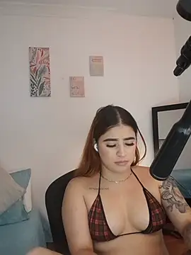 دردشة MartinaConnorr الجنسية المباشرة