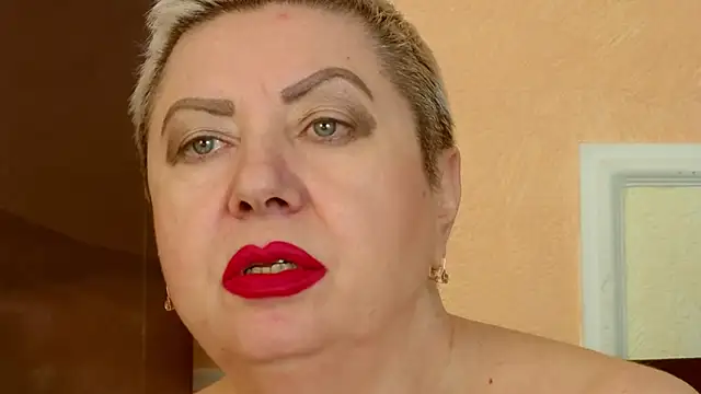 LadyPosh – Live XXX-chat