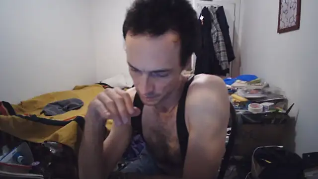 JohnnyMoves' Live XXX Chat