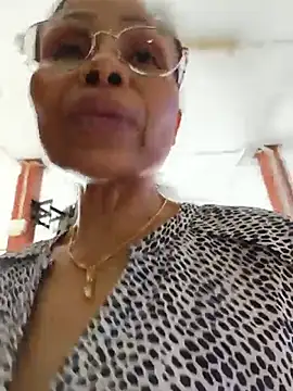 دردشة Mama_Eva_1 الجنسية المباشرة