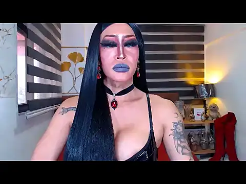 DominateMistressTania's Live XXX Chat