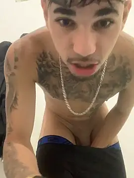dovapo777 live XXX chat