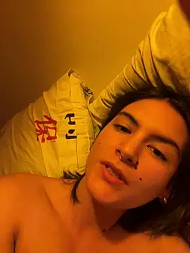 freyaa__1 Adlı Modelin Canlı XXX Sohbeti