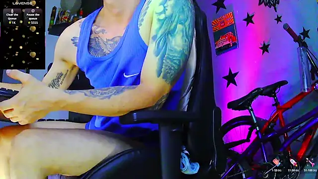 justincs Chat XXX in diretta