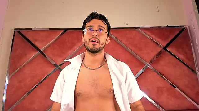 RodrigoColby2 XXX чат на живо
