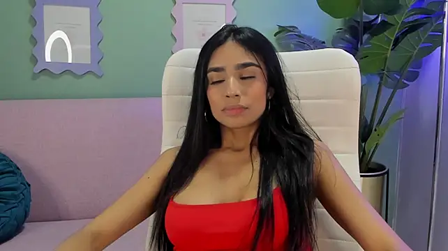 luna_velvetxx Adlı Modelin Canlı XXX Sohbeti