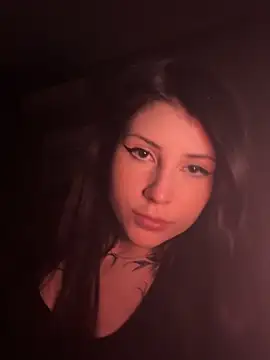 Chat +18 de Selinakimura ao vivo