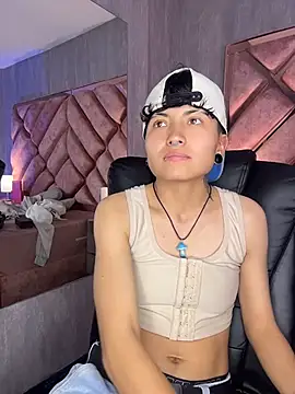 XXX chat uživo modela ian_mathias_
