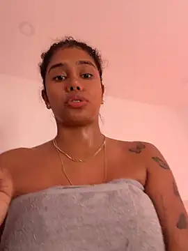stormyy_ XXX чат на живо