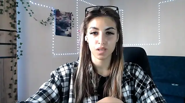 Chatroom XXX en direct de Rossy_Vega