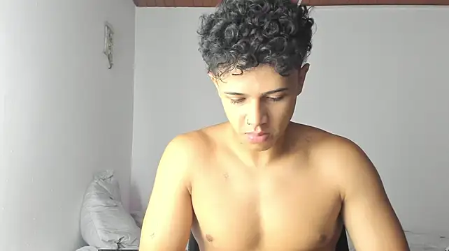 _Alex_Colton Live XXX-chat